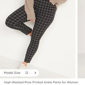 Old Navy Pixie Pant
